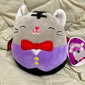 NWT - squishmallows tally the halloween cat